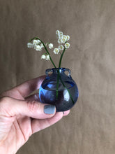 Load image into Gallery viewer, Sky blue mini hand blown glass Aryballos vase