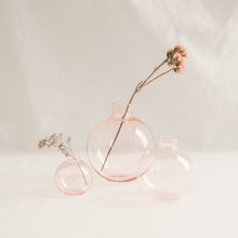 Load image into Gallery viewer, Sapphire Pink Bud Vase