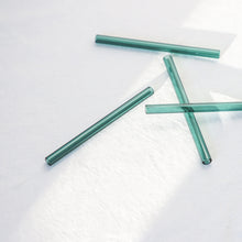 Load image into Gallery viewer, Glass Cocktail Straws - Lake Green
