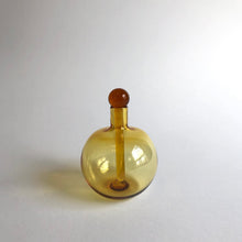Load image into Gallery viewer, Glass Perfume Oil Bottle with Wand Stopper Yellow
