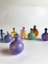 Load image into Gallery viewer, Perfume Oil Bottle with Wand Stopper Mint
